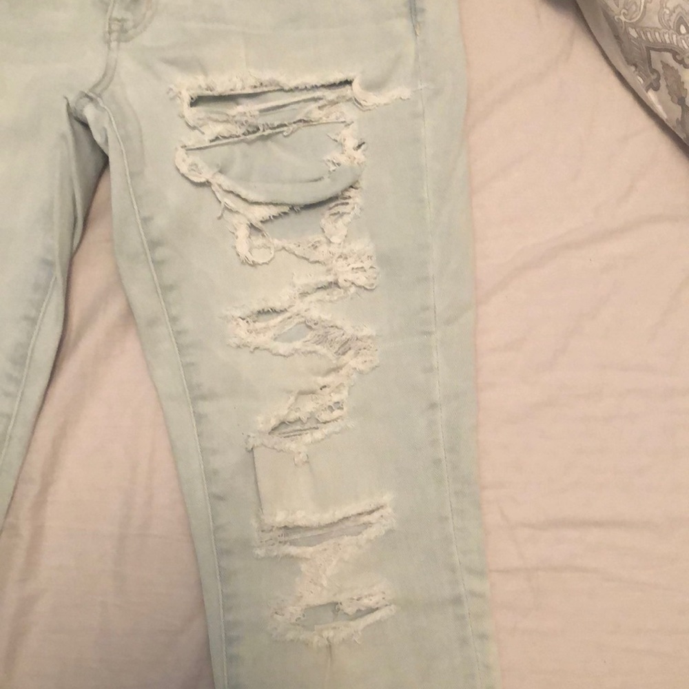 Low Rise Ripped Jeans - Picture 3 of 6